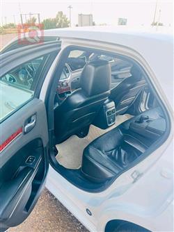 کرایسلەر 300